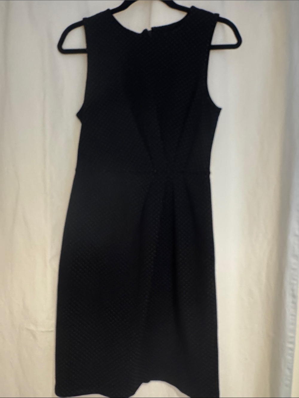BANANA REPUBLIC Classic Black with White Dots Sleeveless Sheath Dress - Women's
